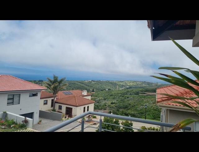 4 BEDROOM HOUSE FOR SALE IN GROOT BRAKRIVIER CENTRAL